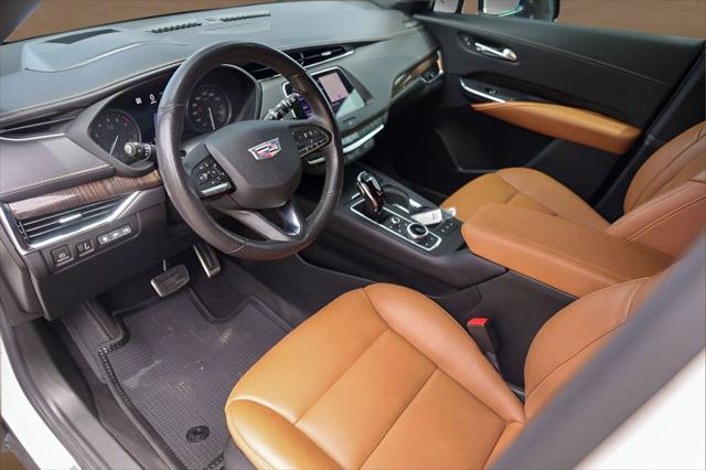 2023 Cadillac XT4 FWD Sport