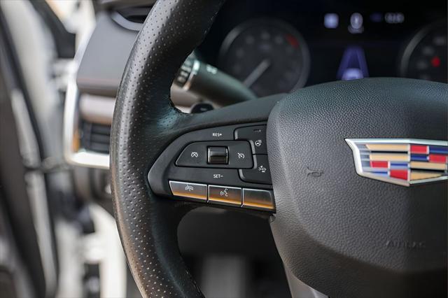 2023 Cadillac XT4 FWD Sport