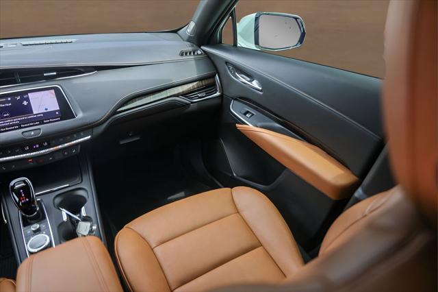 2023 Cadillac XT4 FWD Sport