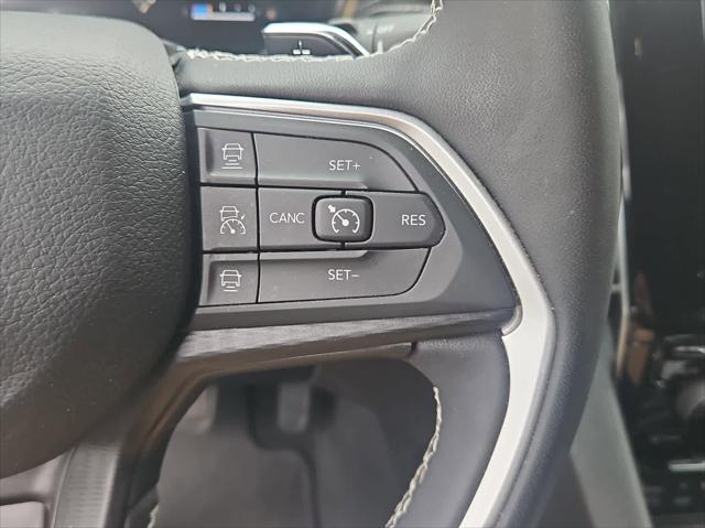 2023 Jeep Grand Cherokee L Altitude 4x4