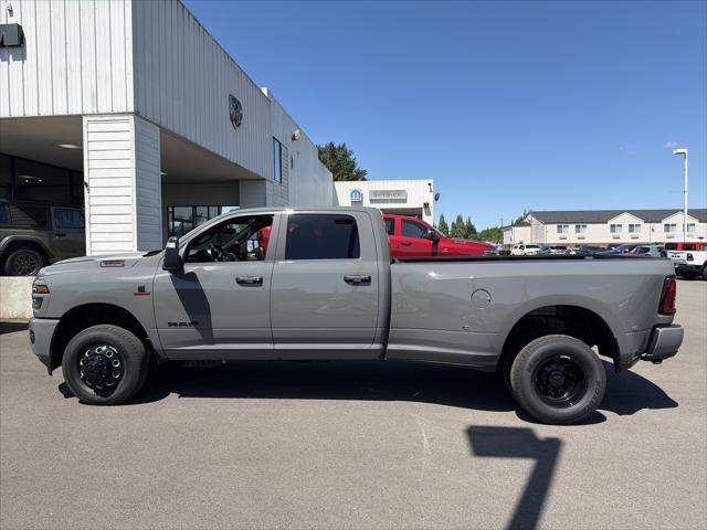 2026 RAM 3500 RAM 3500 BIG HORN CREW CAB 4X4 8 BOX