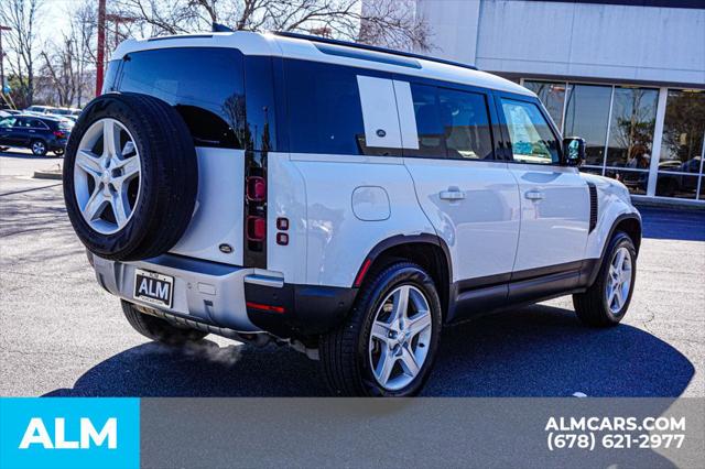 2022 Land Rover Defender 110 SE