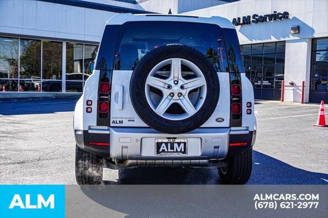 2022 Land Rover Defender 110 SE