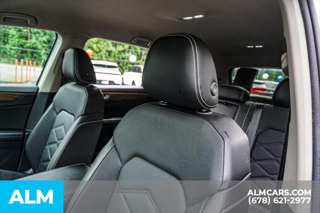 2024 Volkswagen Atlas 2.0T SE