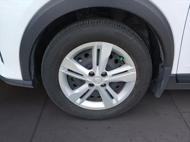 2024 Nissan Kicks S Xtronic CVT