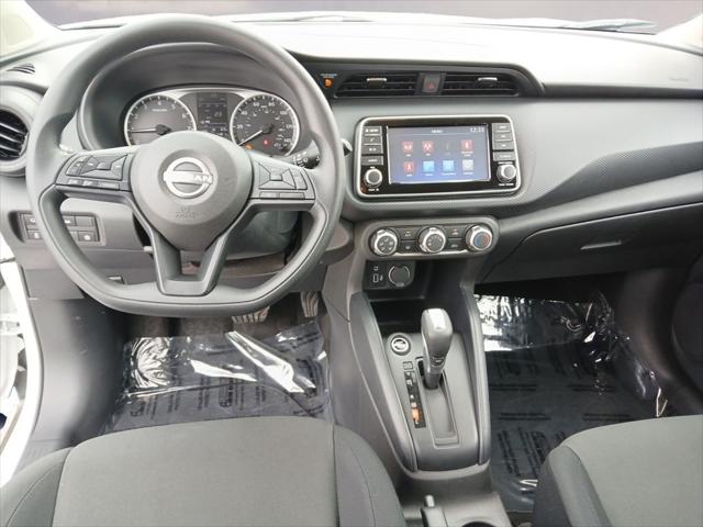 2024 Nissan Kicks S Xtronic CVT