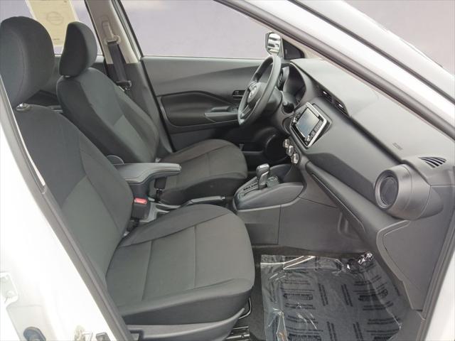 2024 Nissan Kicks S Xtronic CVT