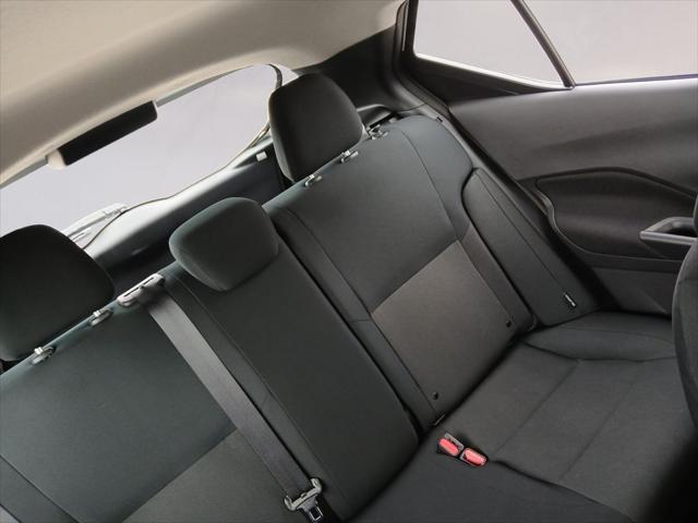 2024 Nissan Kicks S Xtronic CVT