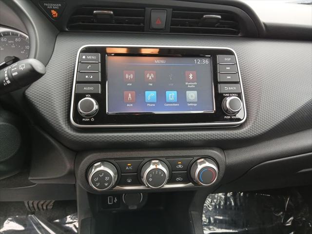 2024 Nissan Kicks S Xtronic CVT