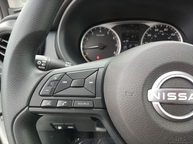2024 Nissan Kicks S Xtronic CVT