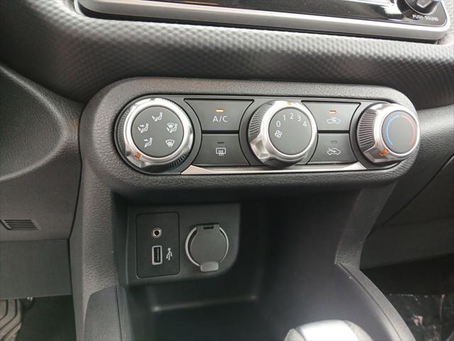 2024 Nissan Kicks S Xtronic CVT