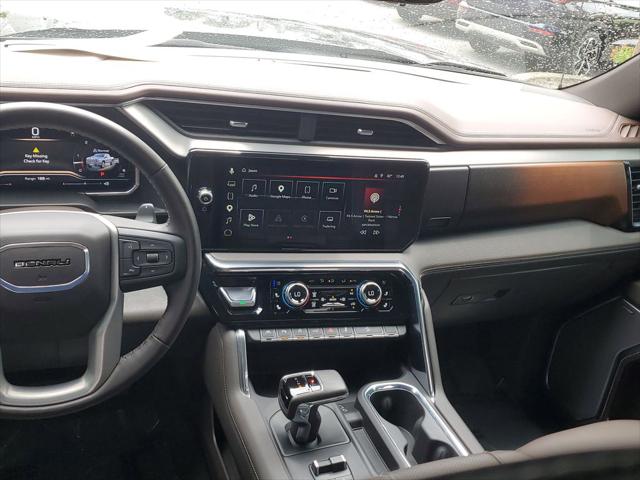 2025 GMC Sierra 1500 4WD Crew Cab Short Box Denali
