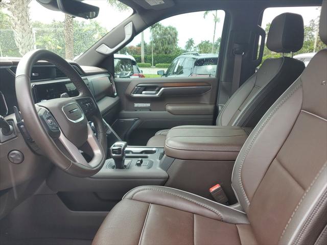 2025 GMC Sierra 1500 4WD Crew Cab Short Box Denali
