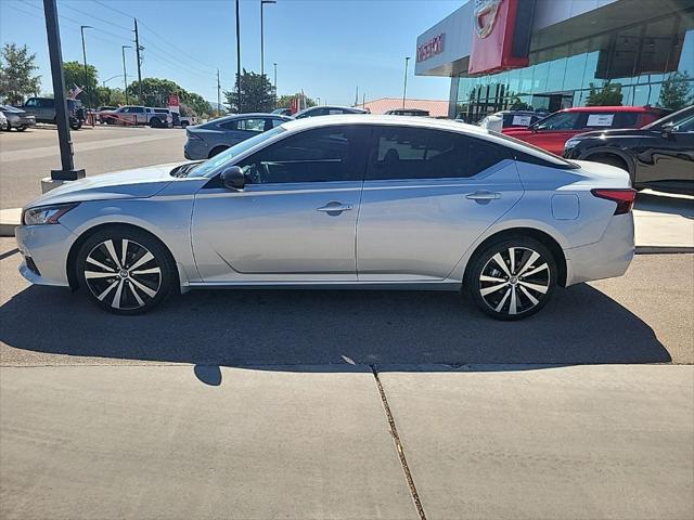 2022 Nissan Altima SR Intelligent AWD