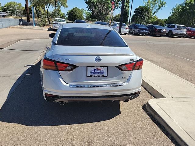2022 Nissan Altima SR Intelligent AWD