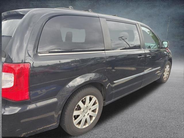 2011 Chrysler Town and Country Touring-L
