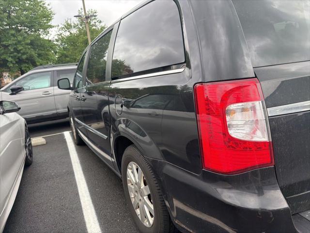 2011 Chrysler Town and Country Touring-L