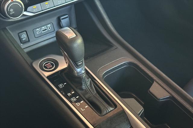 2024 Nissan Sentra SV Xtronic CVT