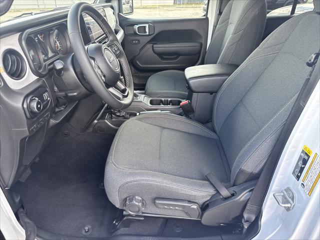 2025 Jeep Wrangler 4-Door Summit 4x4