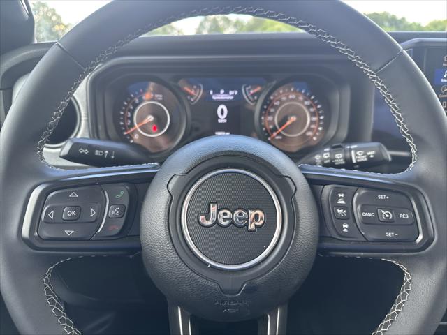 2025 Jeep Wrangler 4-Door Summit 4x4