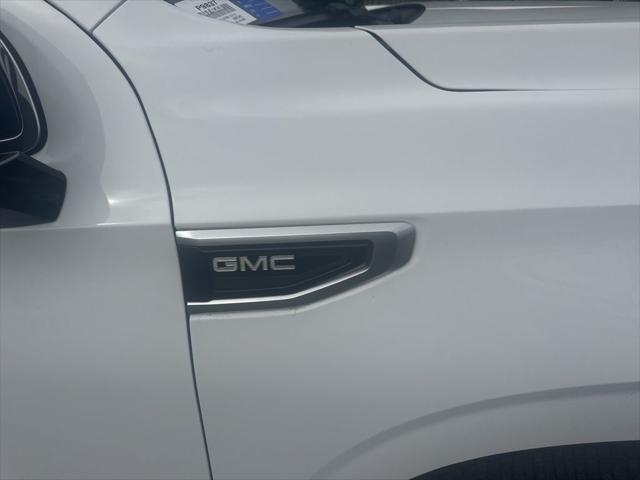 2024 GMC Yukon XL 4WD Denali