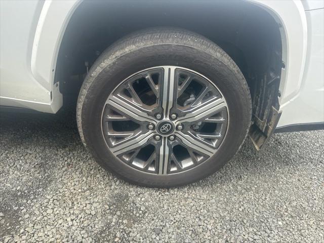 2025 Toyota Sequoia Capstone