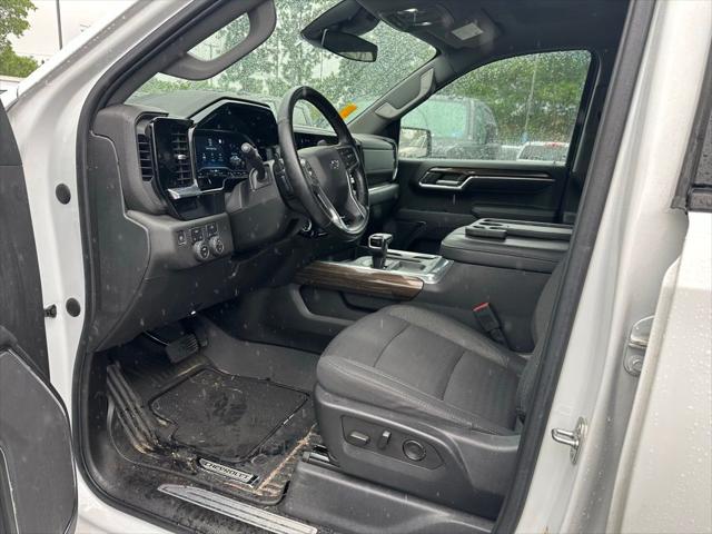 2023 Chevrolet Silverado 1500 4WD Crew Cab Short Bed RST