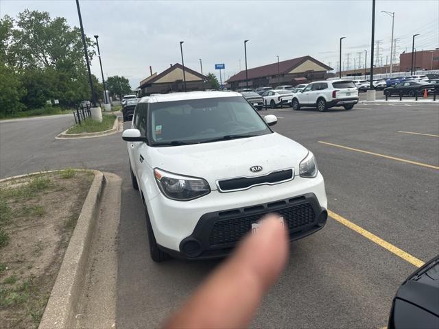 2016 Kia Soul Base
