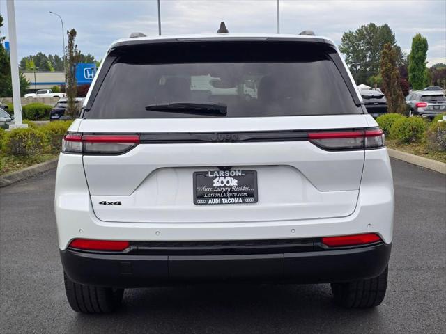 2023 Jeep Grand Cherokee Altitude 4x4