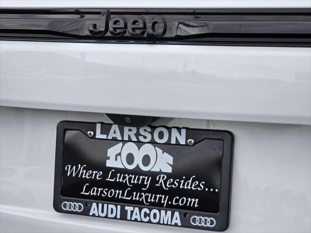 2023 Jeep Grand Cherokee Altitude 4x4
