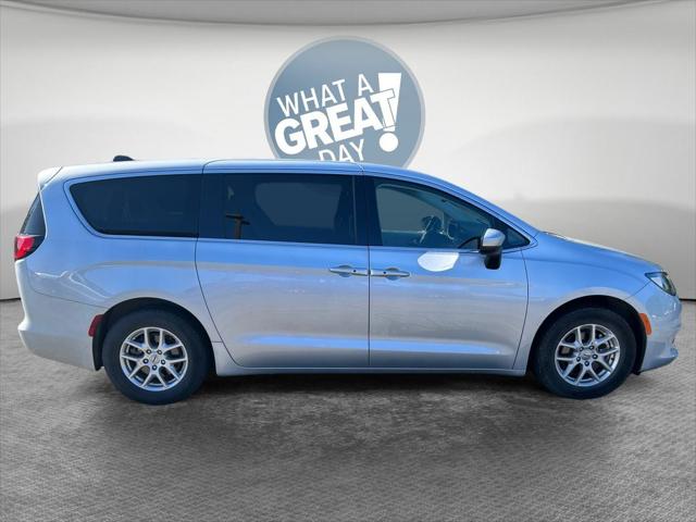 2023 Chrysler Voyager LX 2023 Chrysler Voyager LX
