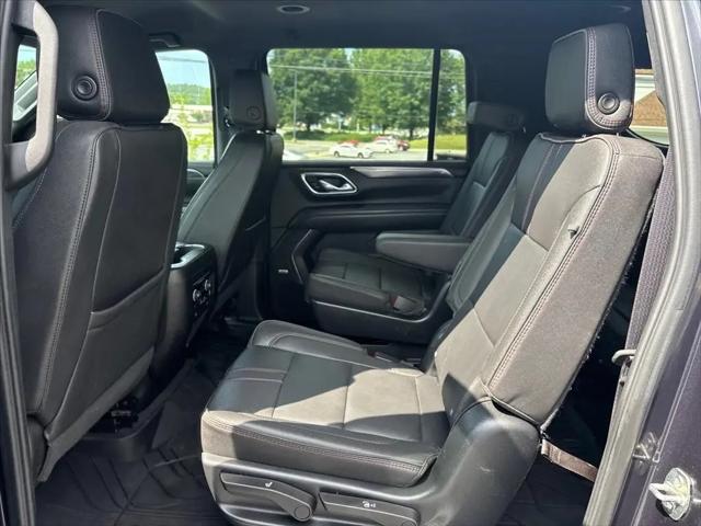 2023 Chevrolet Suburban RST