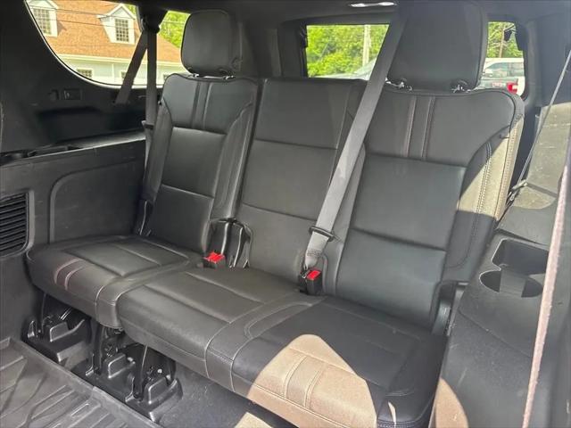 2023 Chevrolet Suburban RST