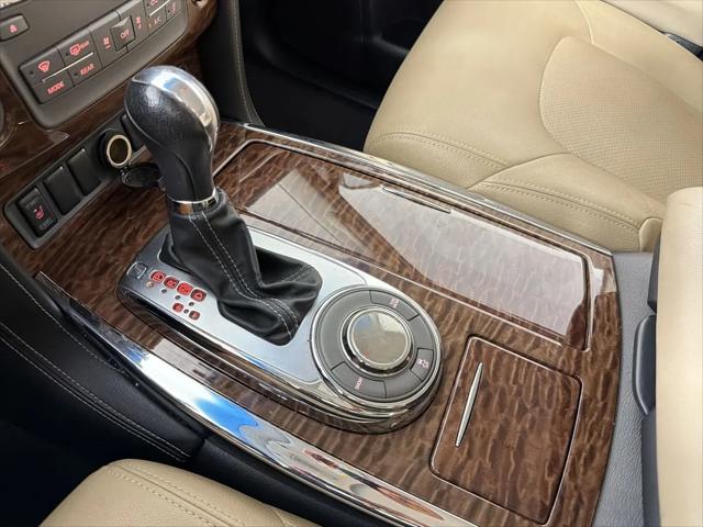2017 Nissan Armada SV