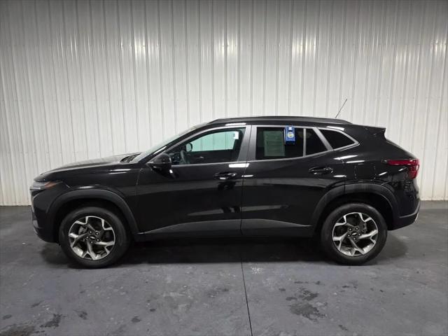 2024 Chevrolet Trax FWD LT