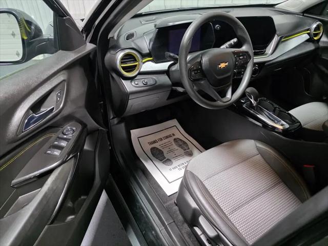 2024 Chevrolet Trax FWD LT