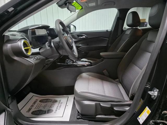 2024 Chevrolet Trax FWD LT