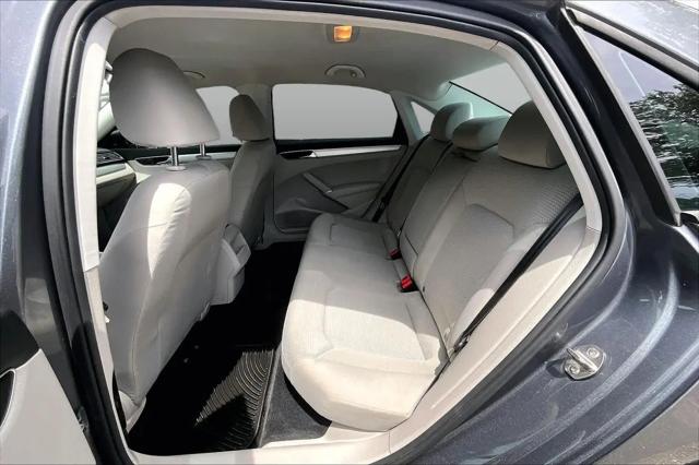 2018 Volkswagen Passat 2.0T S
