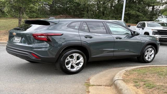 2025 Chevrolet Trax FWD LS