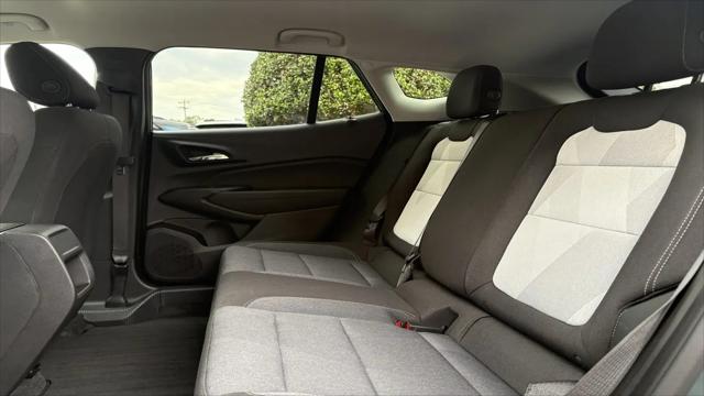 2025 Chevrolet Trax FWD LS