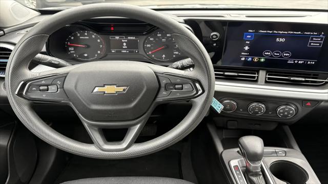 2025 Chevrolet Trax FWD LS