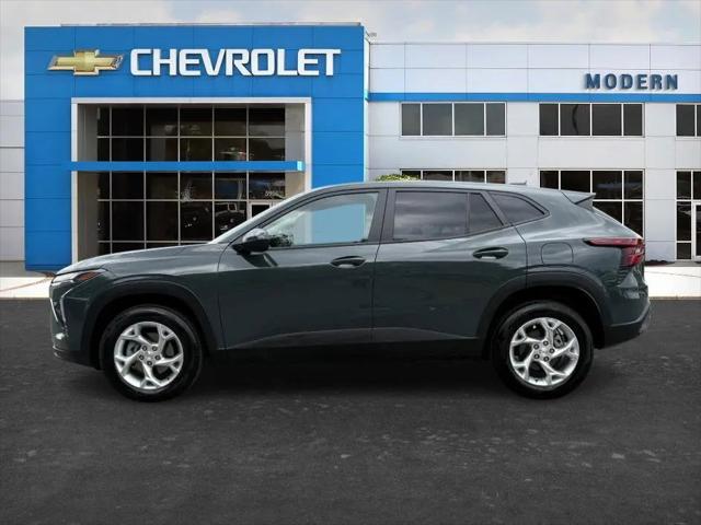 2025 Chevrolet Trax FWD LS