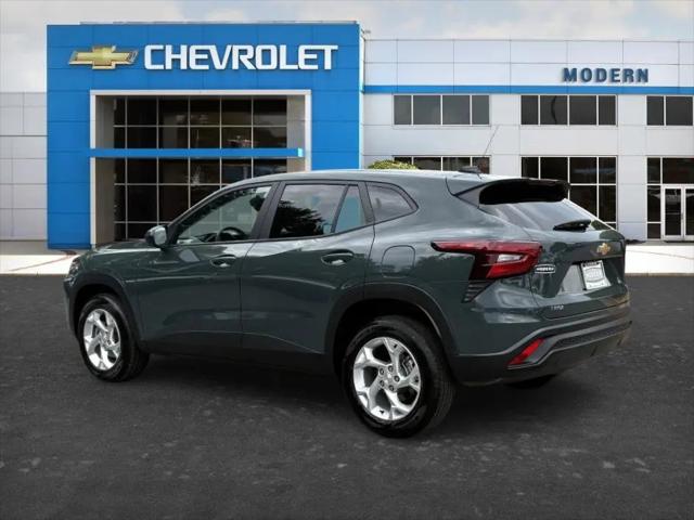2025 Chevrolet Trax FWD LS