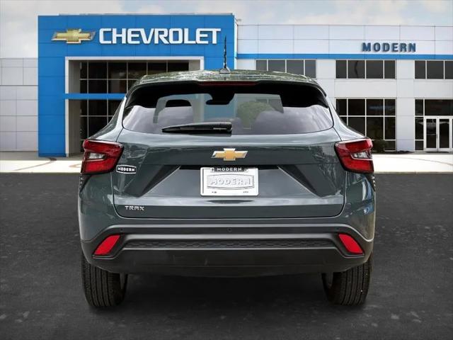 2025 Chevrolet Trax FWD LS