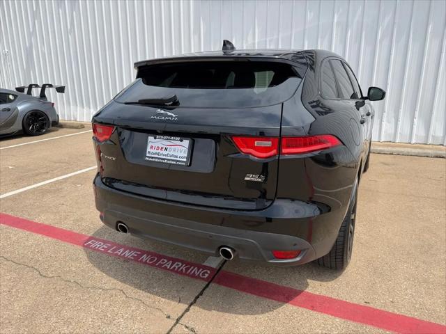 2017 Jaguar F-PACE 35t Prestige
