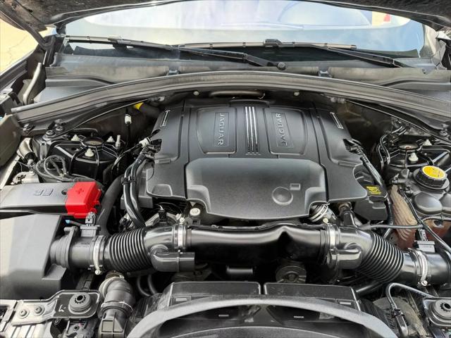 2017 Jaguar F-PACE 35t Prestige