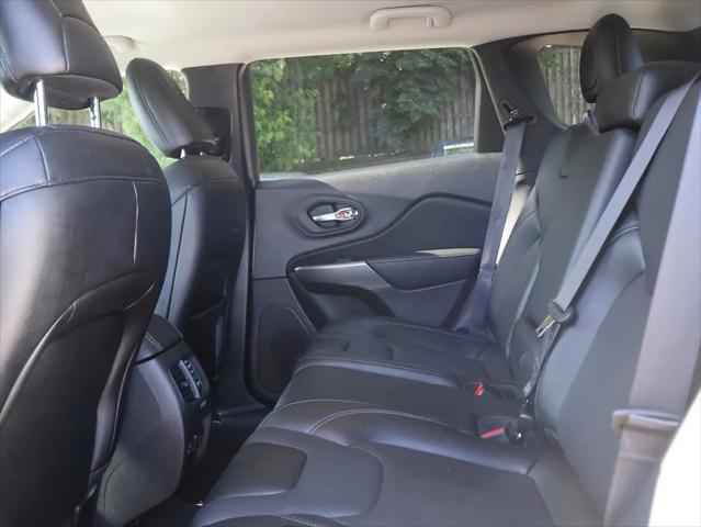 2022 Jeep Cherokee Latitude Lux 4x4