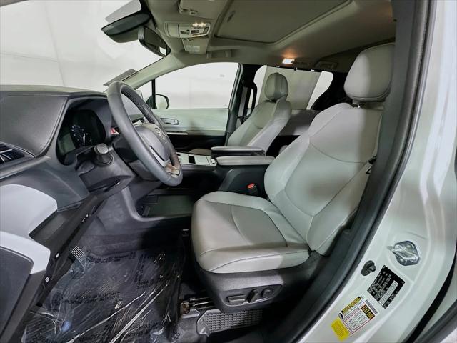 2025 Toyota Sienna XLE