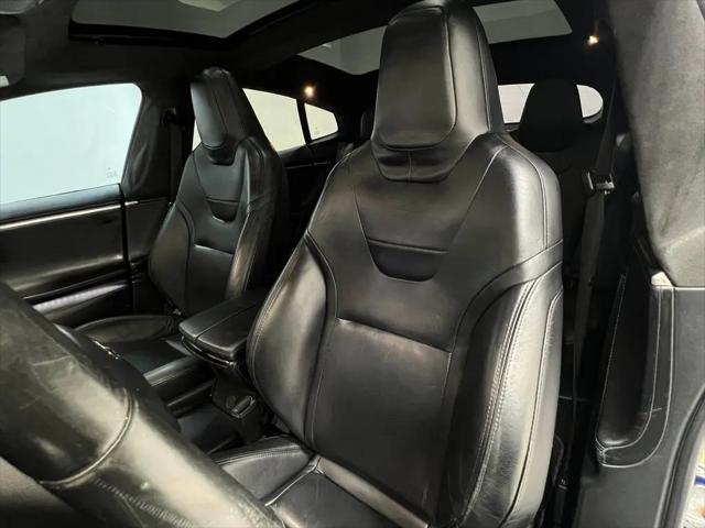 2016 Tesla Model S 70D