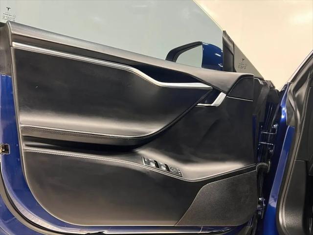 2016 Tesla Model S 70D